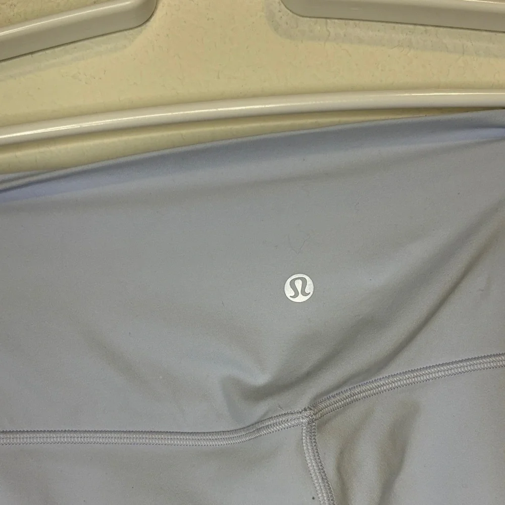 lululemon athletica Lilac/light purple capri Leggings